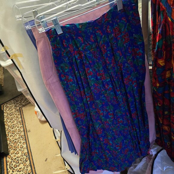 Vintage Talbots Petite Floral Pleated Midi Skirt - Size 6 - Picture 1 of 2